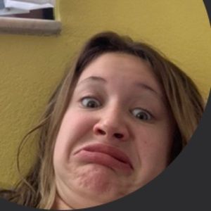 Meet your Posher, Leah